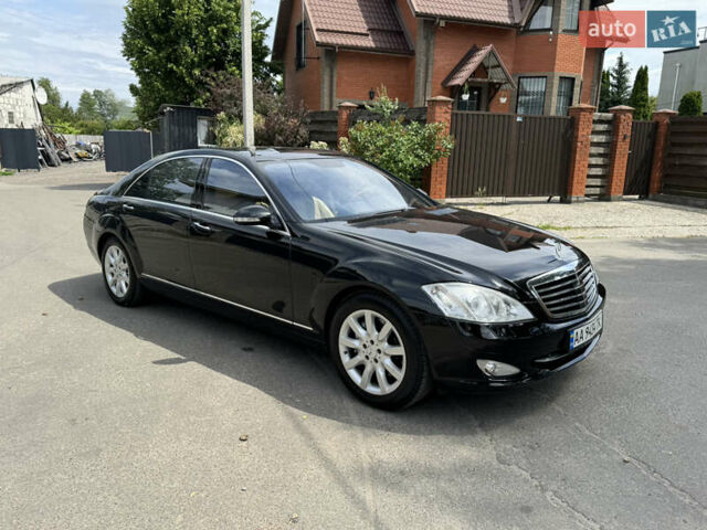 Черный Мерседес С Класс, объемом двигателя 4.66 л и пробегом 209 тыс. км за 9600 $, фото 10 на Automoto.ua