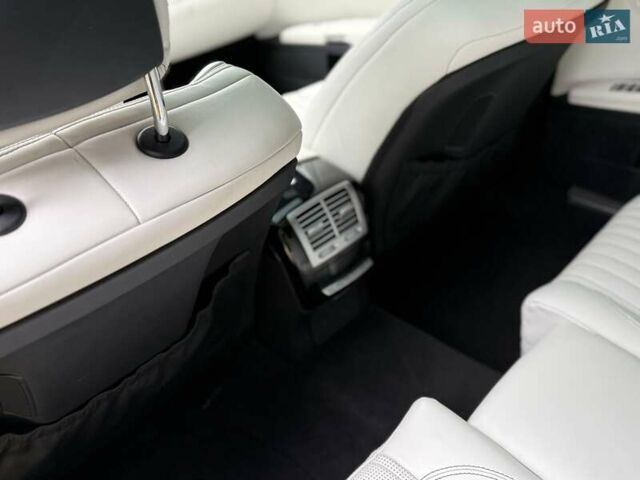 Черный Мерседес С Класс, объемом двигателя 6.2 л и пробегом 125 тыс. км за 18500 $, фото 30 на Automoto.ua