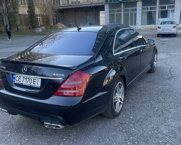 Мерседес С Класс 2007 в Черновцах на Automoto.ua Черный Мерседес С Класс, объемом двигателя 5.46 л и пробегом 301 тыс. км за 13800 $, фото 7 на Automoto.ua