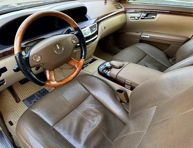 Черный Мерседес С Класс, объемом двигателя 3 л и пробегом 300 тыс. км за 10200 $, фото 9 на Automoto.ua