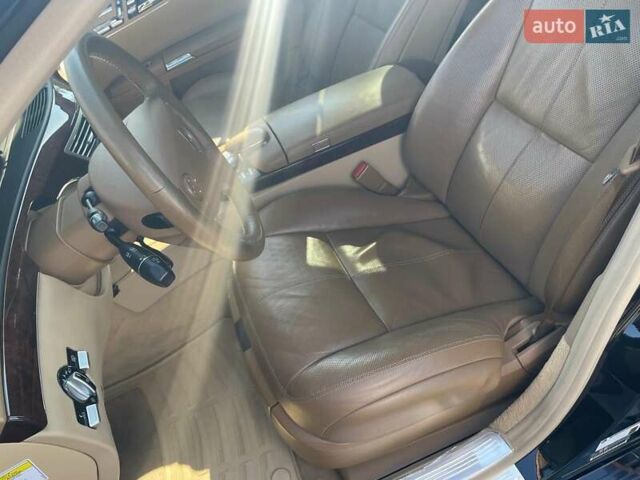 Чорний Мерседес С Клас, об'ємом двигуна 5.5 л та пробігом 111 тис. км за 19500 $, фото 12 на Automoto.ua