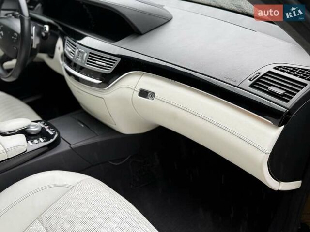 Черный Мерседес С Класс, объемом двигателя 6.2 л и пробегом 125 тыс. км за 18500 $, фото 22 на Automoto.ua