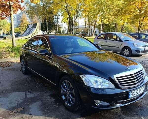 Мерседес С Класс 2007 в Львове на Automoto.ua Черный Мерседес С Класс, объемом двигателя 3.2 л и пробегом 320 тыс. км за 15000 $, фото 8 на Automoto.ua