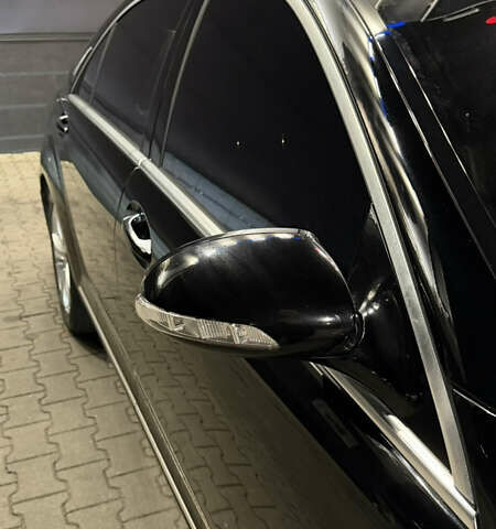 Черный Мерседес С Класс, объемом двигателя 5.5 л и пробегом 176 тыс. км за 8499 $, фото 19 на Automoto.ua