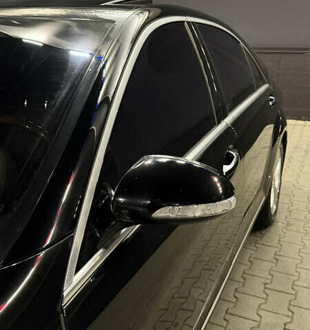 Черный Мерседес С Класс, объемом двигателя 5.5 л и пробегом 176 тыс. км за 8499 $, фото 18 на Automoto.ua