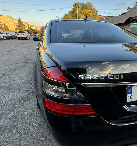 Мерседес С Класс 2007 в Белгород-Днестровском на Automoto.ua Черный Мерседес С Класс, объемом двигателя 2.99 л и пробегом 300 тыс. км за 11499 $, фото 11 на Automoto.ua