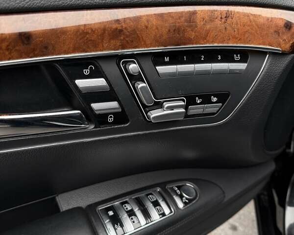 Черный Мерседес С Класс, объемом двигателя 2.99 л и пробегом 319 тыс. км за 12200 $, фото 22 на Automoto.ua