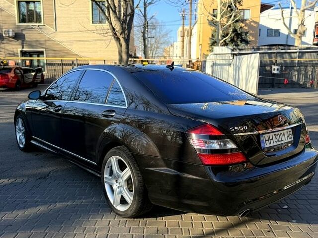 Чорний Мерседес С Клас, об'ємом двигуна 5.5 л та пробігом 220 тис. км за 10000 $, фото 3 на Automoto.ua