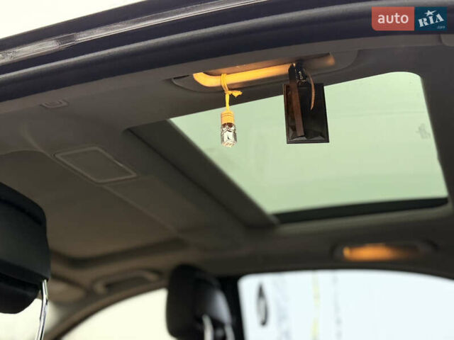 Черный Мерседес С Класс, объемом двигателя 5.46 л и пробегом 295 тыс. км за 13200 $, фото 31 на Automoto.ua