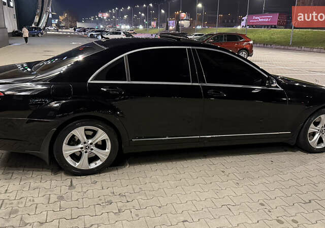 Черный Мерседес С Класс, объемом двигателя 5.5 л и пробегом 176 тыс. км за 8499 $, фото 16 на Automoto.ua