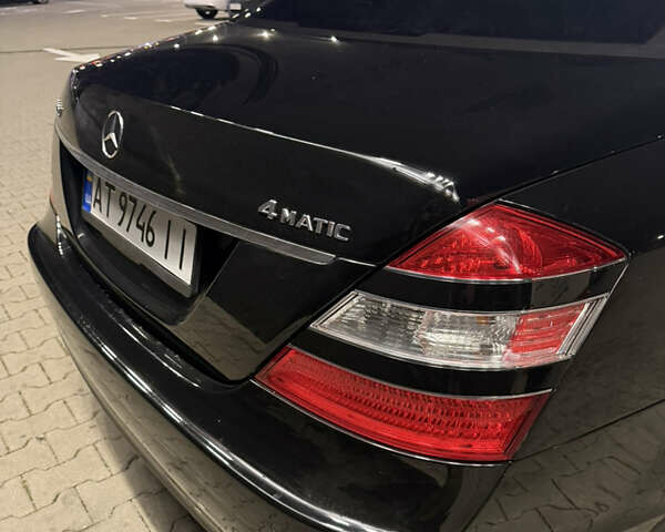 Черный Мерседес С Класс, объемом двигателя 5.5 л и пробегом 176 тыс. км за 8499 $, фото 21 на Automoto.ua