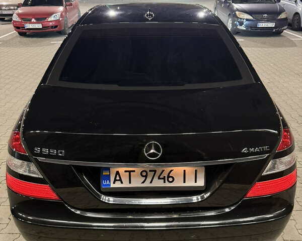 Черный Мерседес С Класс, объемом двигателя 5.5 л и пробегом 176 тыс. км за 8499 $, фото 27 на Automoto.ua