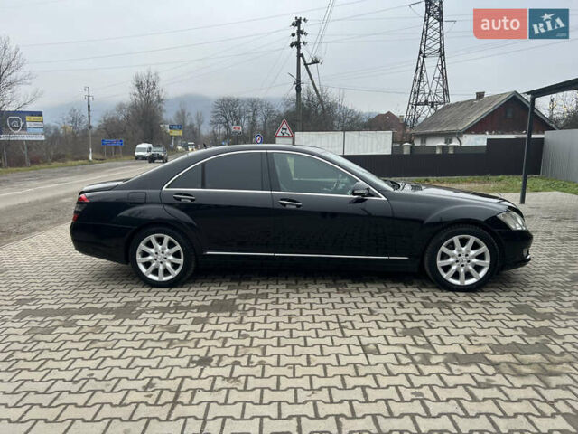 Черный Мерседес С Класс, объемом двигателя 3 л и пробегом 300 тыс. км за 14200 $, фото 11 на Automoto.ua