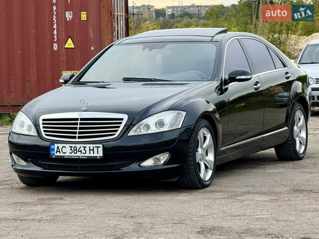 Мерседес С Класс 2007 в Ровно на Automoto.ua Черный Мерседес С Класс, объемом двигателя 5.5 л и пробегом 323 тыс. км за 8999 $, фото 11 на Automoto.ua