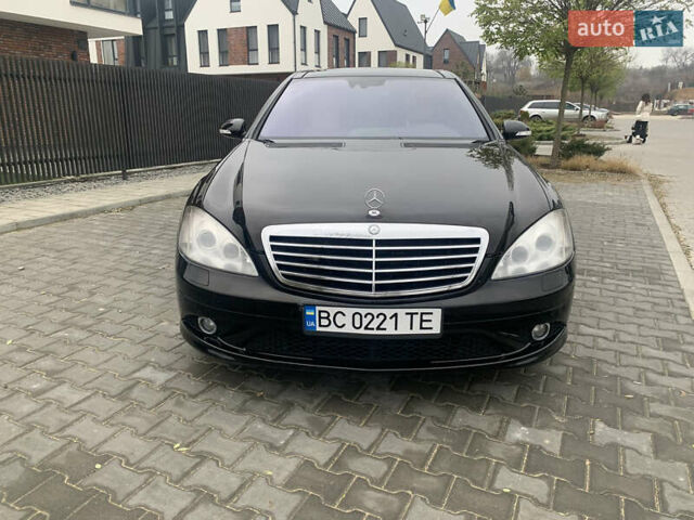 Черный Мерседес С Класс, объемом двигателя 5.51 л и пробегом 249 тыс. км за 14000 $, фото 10 на Automoto.ua