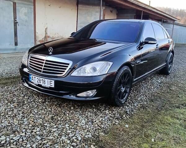 Черный Мерседес С Класс, объемом двигателя 5.5 л и пробегом 205 тыс. км за 12500 $, фото 23 на Automoto.ua