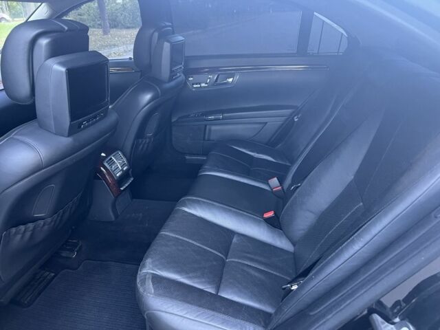 Чорний Мерседес С Клас, об'ємом двигуна 5.5 л та пробігом 500 тис. км за 7650 $, фото 10 на Automoto.ua