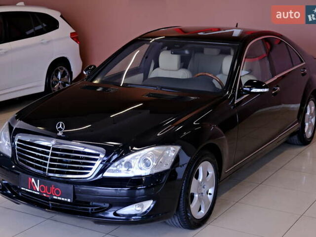 Чорний Мерседес С Клас, об'ємом двигуна 4.7 л та пробігом 218 тис. км за 8900 $, фото 3 на Automoto.ua