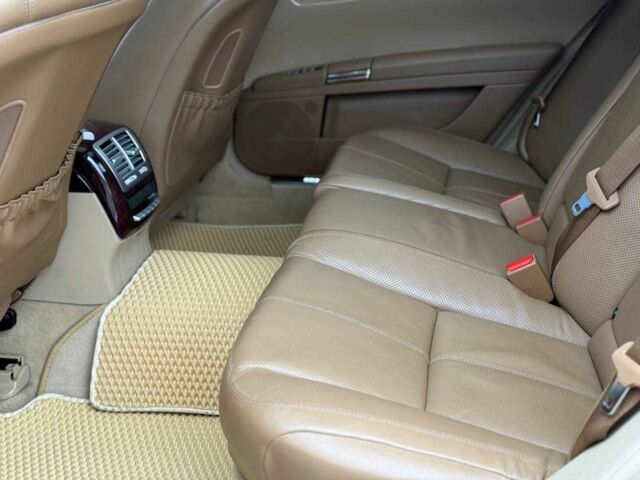 Черный Мерседес С Класс, объемом двигателя 5.5 л и пробегом 265 тыс. км за 10499 $, фото 10 на Automoto.ua