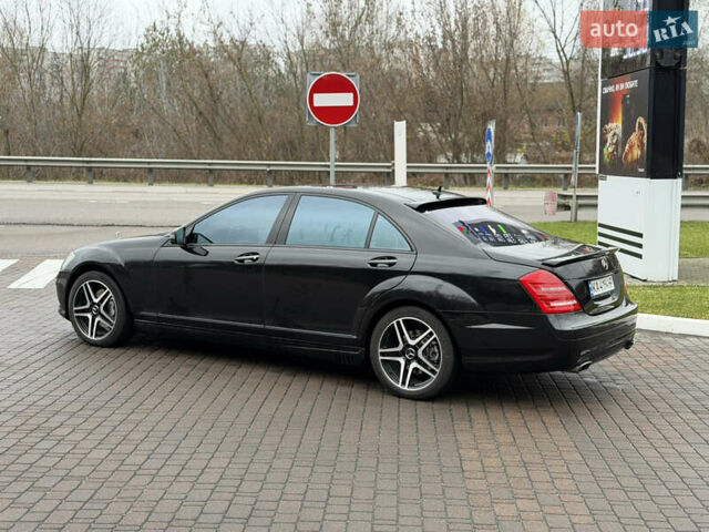 Чорний Мерседес С Клас, об'ємом двигуна 5.46 л та пробігом 160 тис. км за 9990 $, фото 7 на Automoto.ua