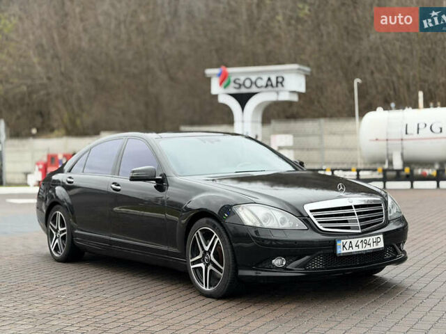 Чорний Мерседес С Клас, об'ємом двигуна 5.46 л та пробігом 160 тис. км за 9990 $, фото 1 на Automoto.ua