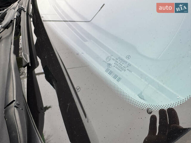 Черный Мерседес С Класс, объемом двигателя 3.5 л и пробегом 217 тыс. км за 10300 $, фото 67 на Automoto.ua