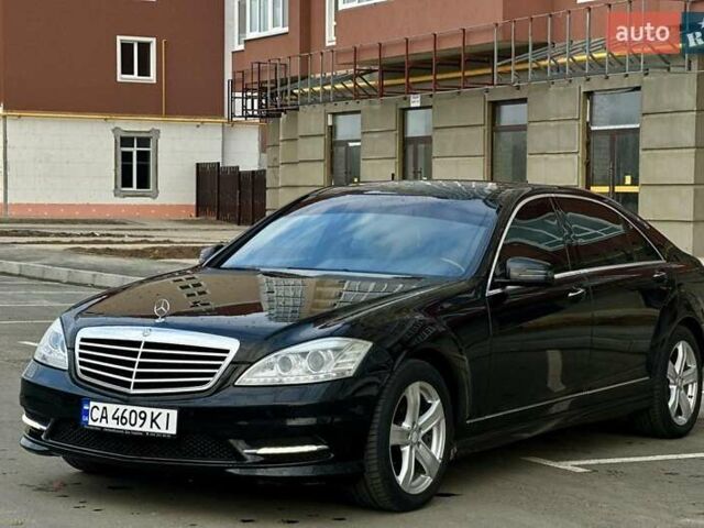 Черный Мерседес С Класс, объемом двигателя 3.5 л и пробегом 185 тыс. км за 13500 $, фото 9 на Automoto.ua