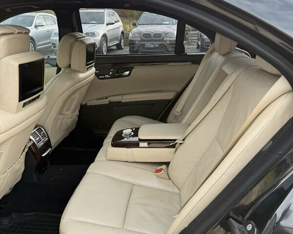 Мерседес С Класс 2007 в Ровно на Automoto.ua Черный Мерседес С Класс, объемом двигателя 5.5 л и пробегом 323 тыс. км за 8999 $, фото 47 на Automoto.ua