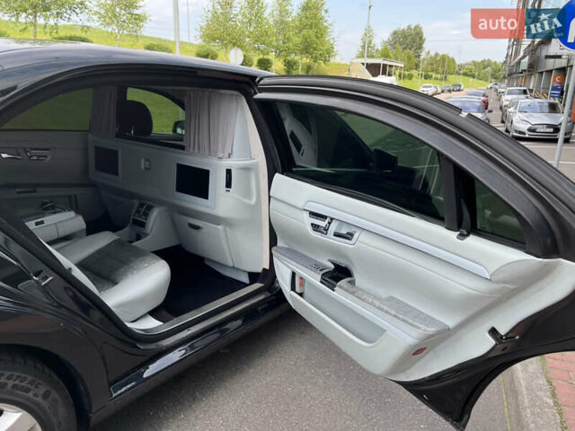 Черный Мерседес С Класс, объемом двигателя 5.5 л и пробегом 81 тыс. км за 33000 $, фото 19 на Automoto.ua