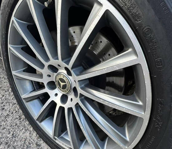 Черный Мерседес С Класс, объемом двигателя 2.99 л и пробегом 300 тыс. км за 10200 $, фото 9 на Automoto.ua