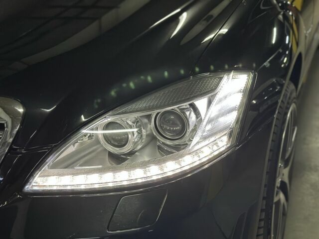 Чорний Мерседес С Клас, об'ємом двигуна 5.5 л та пробігом 91 тис. км за 17500 $, фото 23 на Automoto.ua