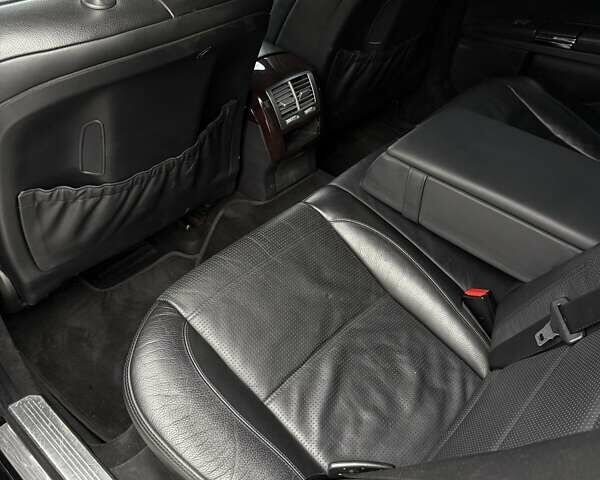 Черный Мерседес С Класс, объемом двигателя 2.99 л и пробегом 319 тыс. км за 12200 $, фото 13 на Automoto.ua