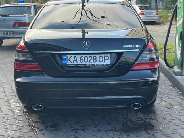 Чорний Мерседес С Клас, об'ємом двигуна 3.5 л та пробігом 340 тис. км за 8450 $, фото 2 на Automoto.ua