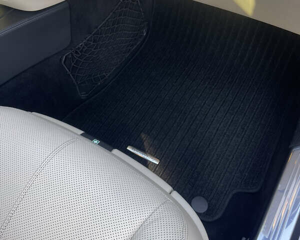 Чорний Мерседес С Клас, об'ємом двигуна 5.5 л та пробігом 157 тис. км за 15900 $, фото 15 на Automoto.ua