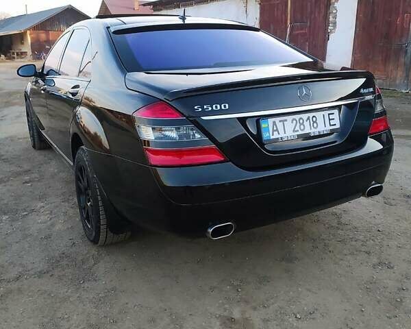 Черный Мерседес С Класс, объемом двигателя 5.5 л и пробегом 205 тыс. км за 12500 $, фото 2 на Automoto.ua