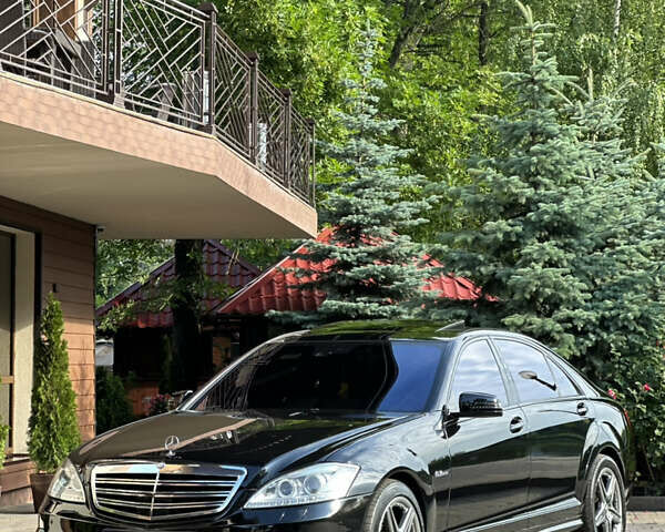 Мерседес С Класс 2007 в Львове на Automoto.ua Черный Мерседес С Класс, объемом двигателя 5.46 л и пробегом 189 тыс. км за 20000 $, фото 1 на Automoto.ua