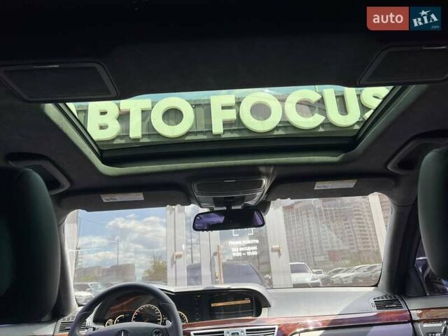 Черный Мерседес С Класс, объемом двигателя 6.21 л и пробегом 150 тыс. км за 16990 $, фото 16 на Automoto.ua