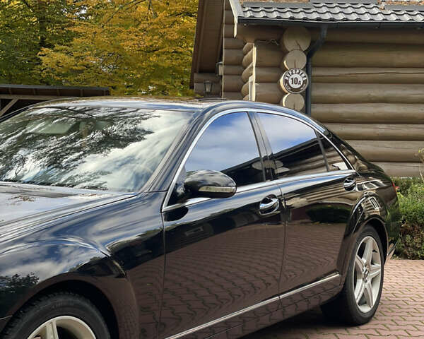 Черный Мерседес С Класс, объемом двигателя 4.66 л и пробегом 202 тыс. км за 10500 $, фото 7 на Automoto.ua