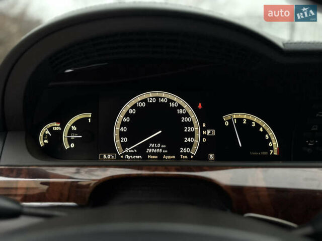 Чорний Мерседес С Клас, об'ємом двигуна 5.5 л та пробігом 288 тис. км за 10950 $, фото 30 на Automoto.ua