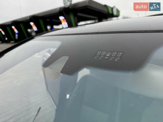 Черный Мерседес С Класс, объемом двигателя 3.5 л и пробегом 217 тыс. км за 10300 $, фото 68 на Automoto.ua