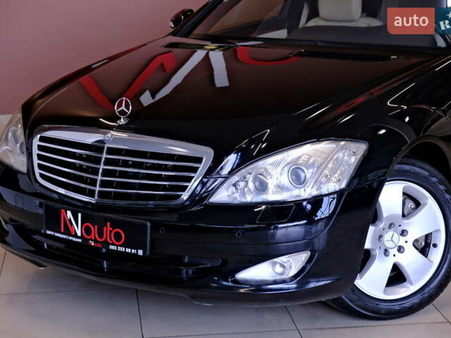 Чорний Мерседес С Клас, об'ємом двигуна 4.7 л та пробігом 218 тис. км за 8900 $, фото 17 на Automoto.ua