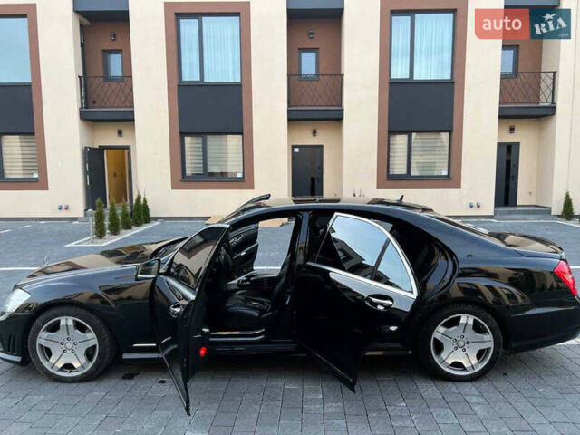 Черный Мерседес С Класс, объемом двигателя 5.5 л и пробегом 220 тыс. км за 12999 $, фото 8 на Automoto.ua