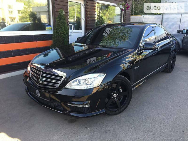 Чорний Мерседес С Клас, об'ємом двигуна 4.7 л та пробігом 240 тис. км за 12700 $, фото 35 на Automoto.ua