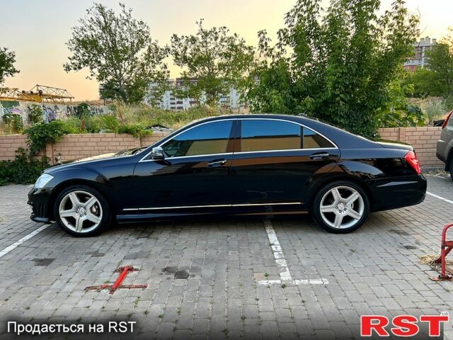 Черный Мерседес С Класс, объемом двигателя 5.5 л и пробегом 0 тыс. км за 9800 $, фото 6 на Automoto.ua