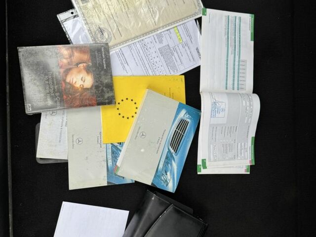 Черный Мерседес С Класс, объемом двигателя 3.5 л и пробегом 217 тыс. км за 10300 $, фото 23 на Automoto.ua