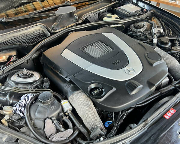 Мерседес С Класс 2007 в Харькове на Automoto.ua Черный Мерседес С Класс, объемом двигателя 5.5 л и пробегом 196 тыс. км за 18000 $, фото 7 на Automoto.ua