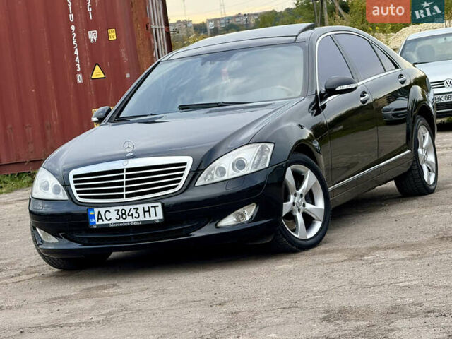 Мерседес С Класс 2007 в Ровно на Automoto.ua Черный Мерседес С Класс, объемом двигателя 5.5 л и пробегом 323 тыс. км за 8999 $, фото 5 на Automoto.ua
