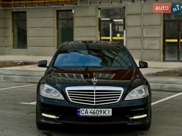Черный Мерседес С Класс, объемом двигателя 3.5 л и пробегом 185 тыс. км за 13500 $, фото 11 на Automoto.ua
