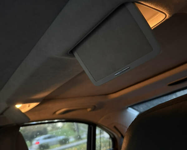 Чорний Мерседес С Клас, об'ємом двигуна 5.5 л та пробігом 155 тис. км за 16800 $, фото 32 на Automoto.ua