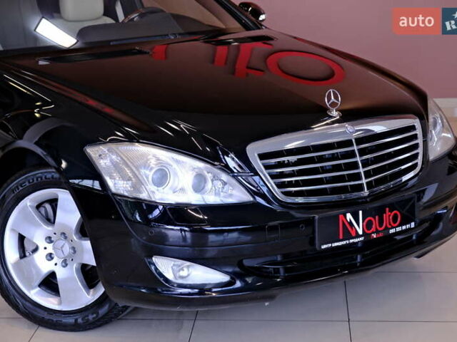 Чорний Мерседес С Клас, об'ємом двигуна 4.7 л та пробігом 218 тис. км за 8900 $, фото 10 на Automoto.ua